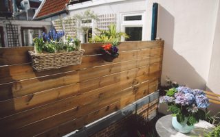 sélectionner la rambarde en bois idéale pour votre terrasse