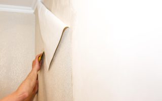 Poser du papier peint intissé pour un résultat impeccable