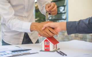 Stratégies incontournables pour se protéger face à une accusation de vice caché sur une maison