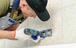 astuces incontournables et conseils d'experts pour Percer un carrelage sans le fissurer