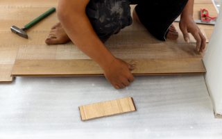 Les secrets pour installer votre parquet facilement et le faire durer dans le temps