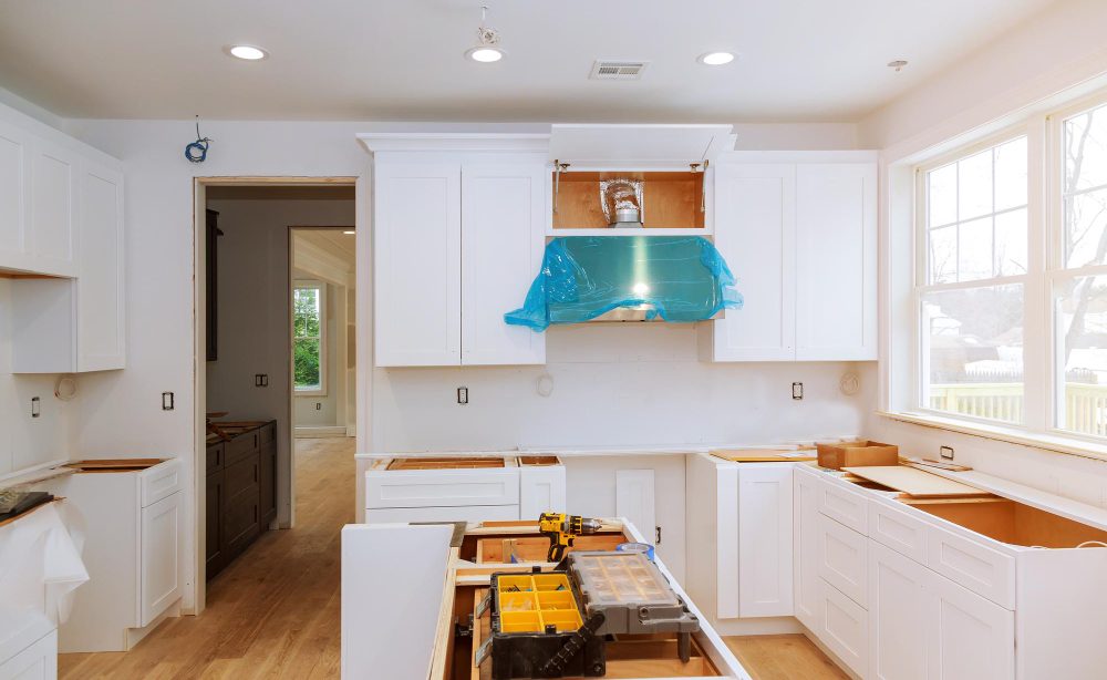 Repeindre votre cuisine sans détacher les portes