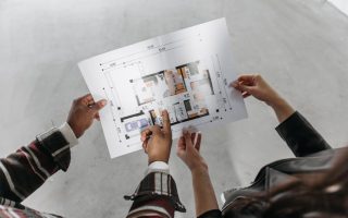 conseils pour optimiser l'espace et l'aménagement sur un Plan maison étroite et longue