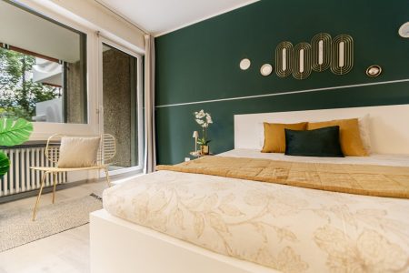 le mur à peindre en couleur dans une chambre pour un effet réussi